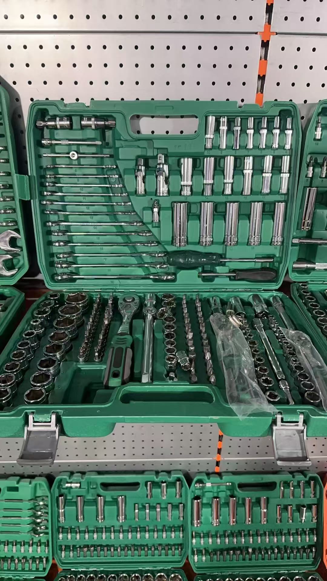 ชุดเครื่องมือซ่อมรถยนต์ DIY 21 - Power Tools Kits บทวิจารณ์และราคา